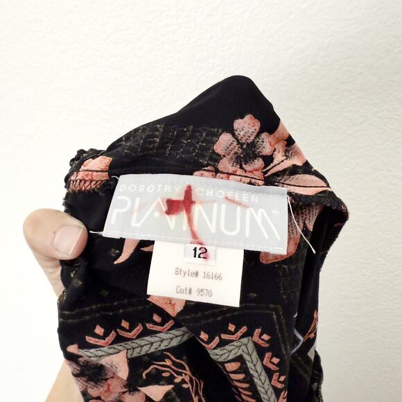 [Vintage] Dorothy Schoelen Black Dark Floral Geometric Print Maxi Skirt Size 12 - Picture 10 of 11